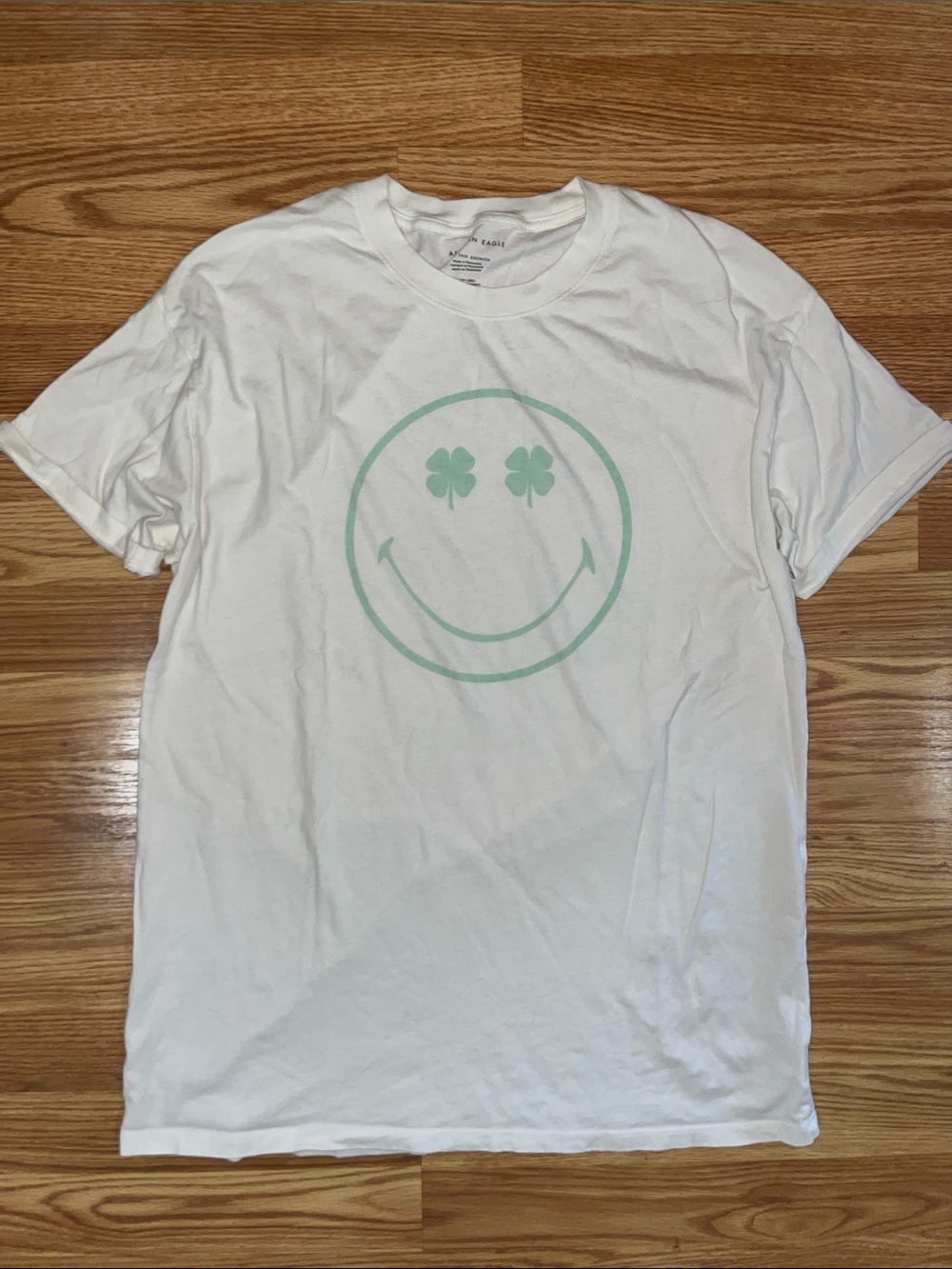 American Eagle Outfitters Women’s oversized St. Patrick’s Day Smiley graphic tee